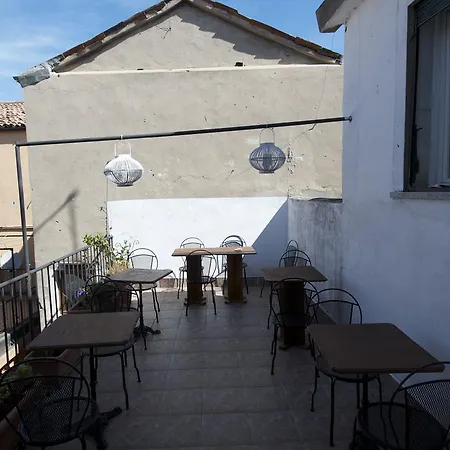 Al Portico بيت ضيافة 3*