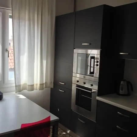 Al Portico بيت ضيافة