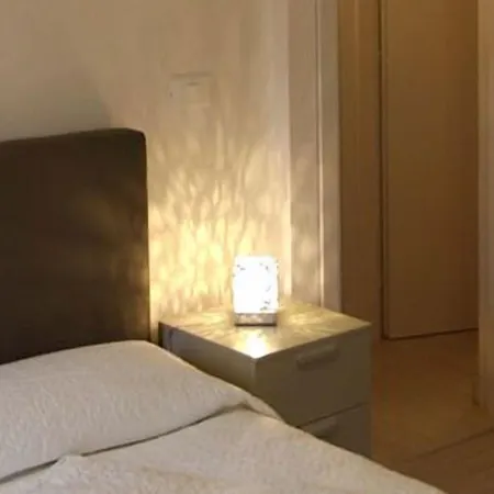 Al Portico Pensión 3*